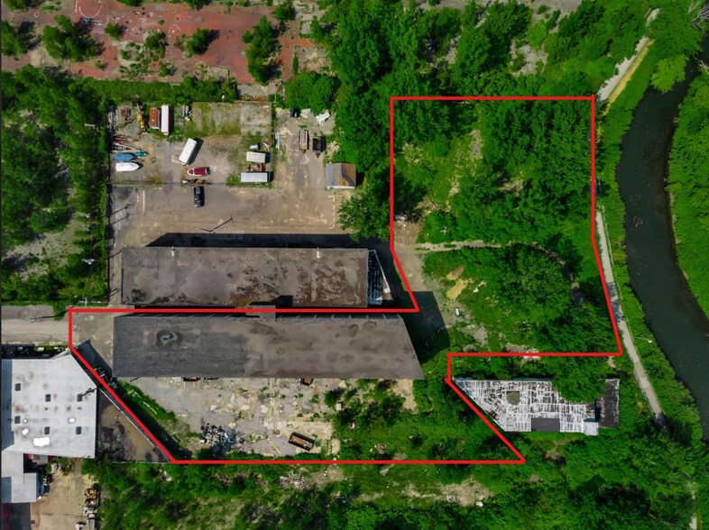 More Photos Of 133 Tonawanda St, Buffalo Warehouse For Sale