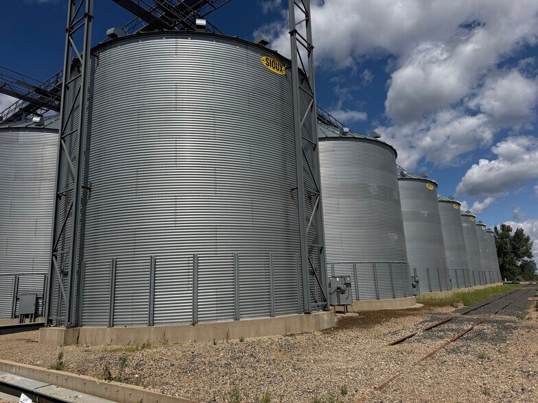 More Photos Of 500 North St W, Harvey Food Processing For Sale