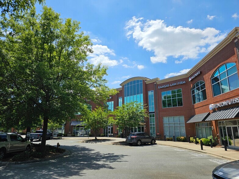 More Photos Of 10610 Metromont Pky, Charlotte Office For Lease