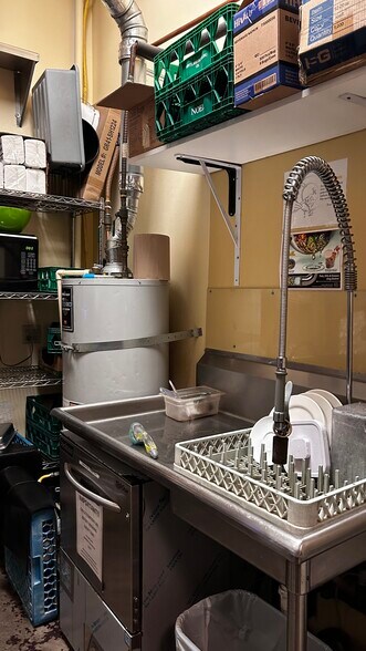 More Photos Of 2241-2245 Eastlake Ave, Seattle Storefront Retail Residential For Sale