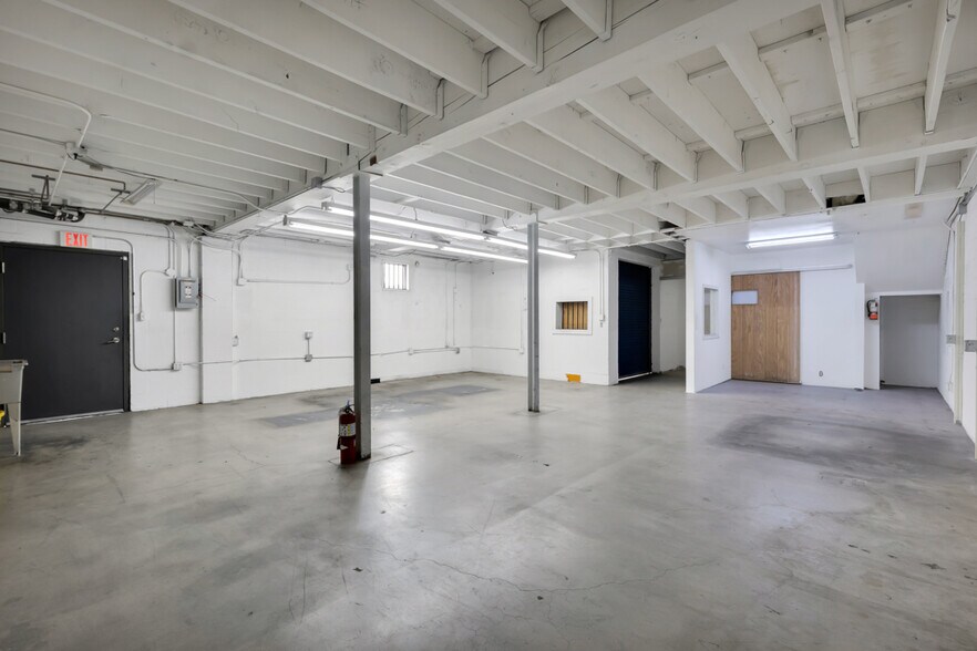 More Photos Of 7176 W Sunset Blvd, Los Angeles Storefront Retail Office For Sale