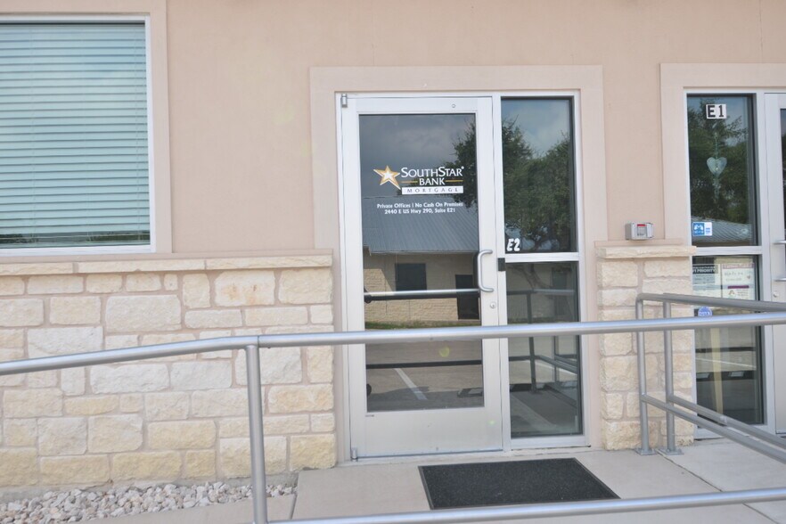More Photos Of 2440 E Hwy 290, Dripping Springs Medical For Lease