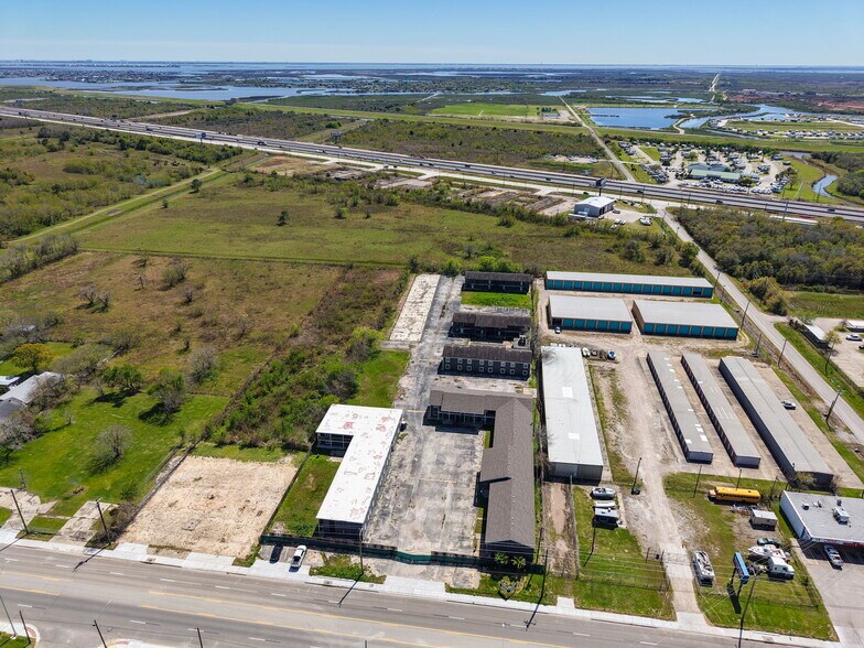 More Photos Of 1727 Main St, La Marque Apartments For Sale