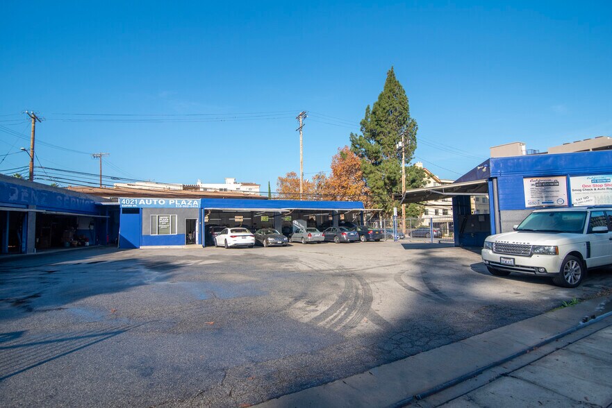 More Photos Of 4021-4029 Radford Ave, Studio City Auto Repair For Lease