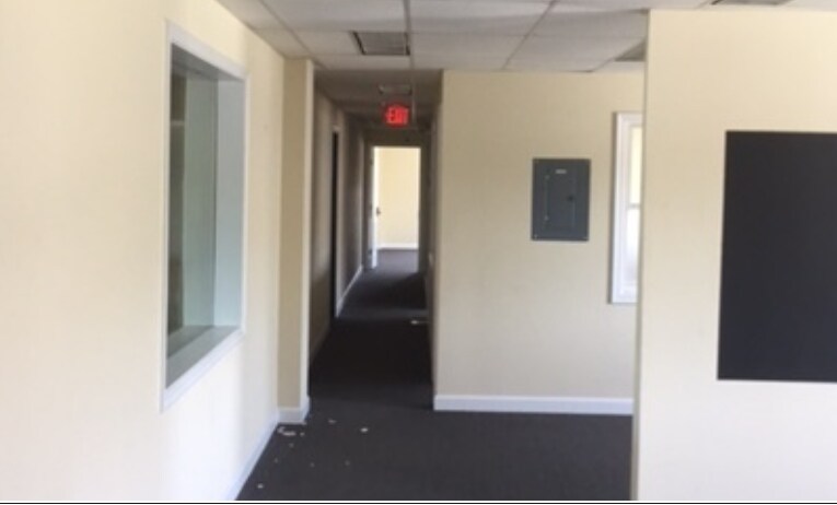 More Photos Of 620 4H Park Rd, Queenstown Warehouse For Lease