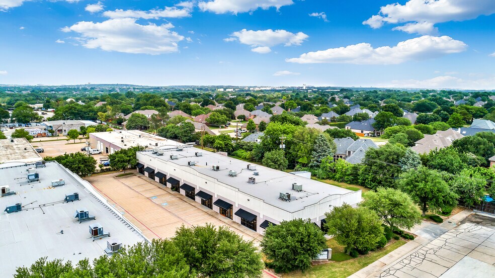 More Photos Of 1900 Industrial Blvd, Colleyville Light Manufacturing For Lease