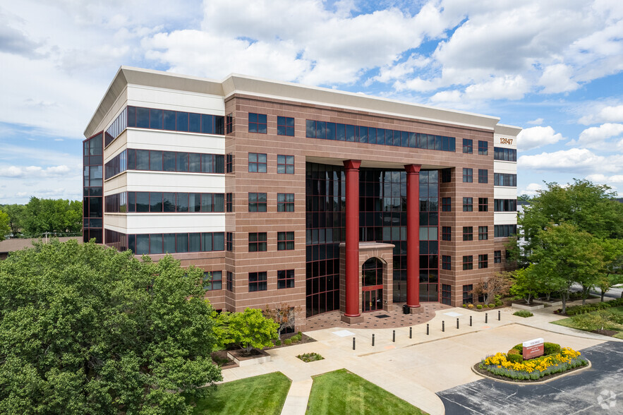 Primary Photo Of 12647 Olive Blvd, Creve Coeur Office For Lease