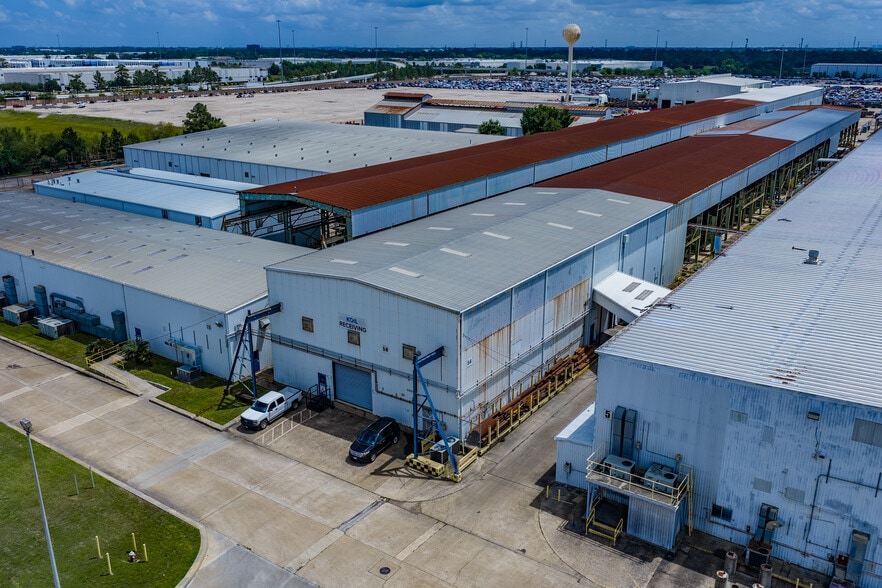 More Photos Of 1310 Rankin Rd, Houston Unknown For Lease