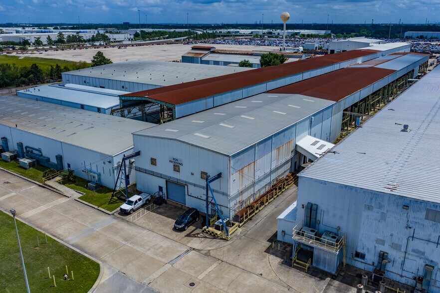 More Photos Of 1310 Rankin Rd, Houston Unknown For Lease