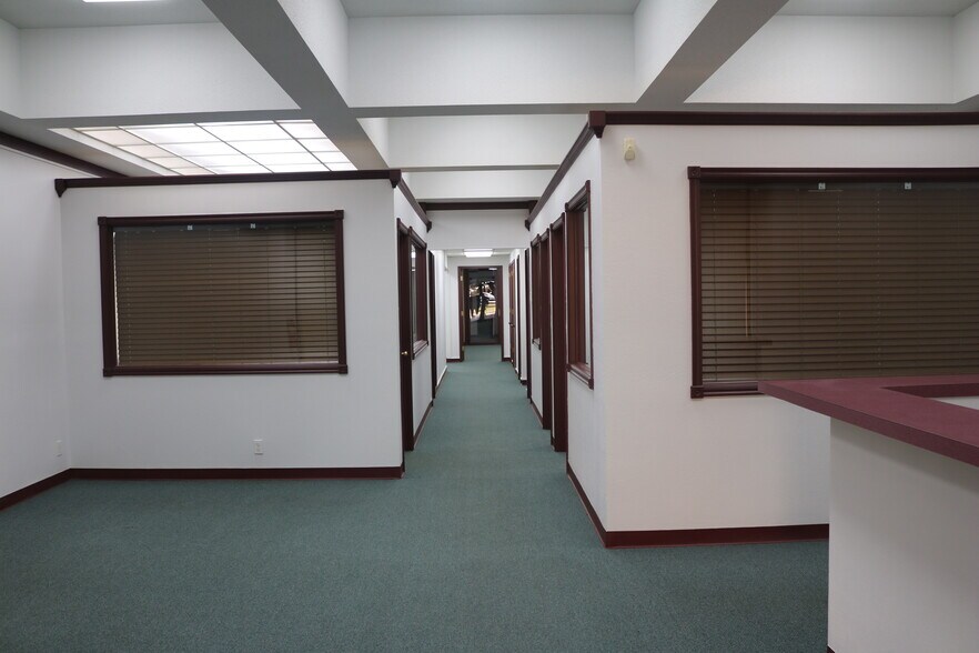 More Photos Of 120 N Bell Ave, Shawnee Office For Lease