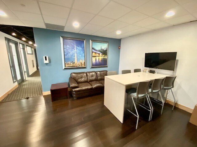 More Photos Of 1250 E 200 S, Lehi Office For Lease