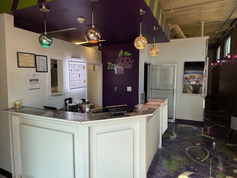 More Photos Of 590 Piedmont Ave NE, Atlanta General Retail For Lease