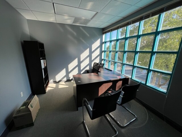 More Photos Of 15700 NW 67th Ave, Miami Lakes Medical For Lease