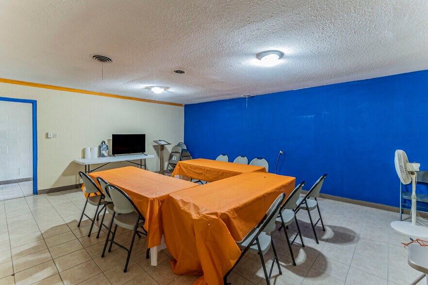 More Photos Of 2817 Cherry Valley Blvd, Dallas Religious Facility For Sale