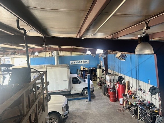 More Photos Of 4620 Virginia Ave, Kansas City Warehouse For Sale