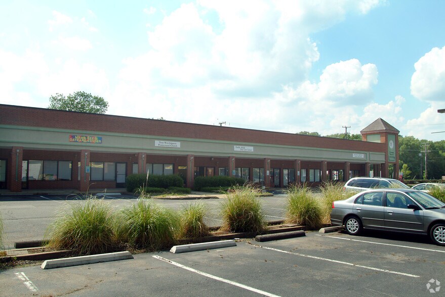 More Photos Of 4501 Williamsburg Rd, Richmond General Retail For Lease