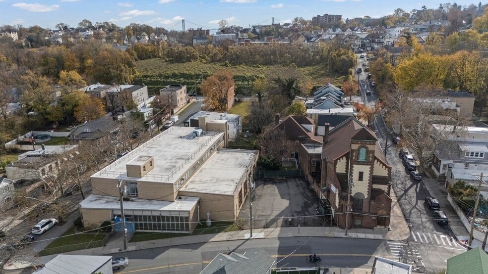 Primary Photo Of , Staten Island Specialty For Sale