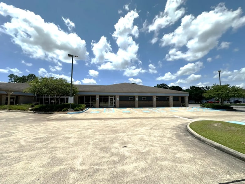 Primary Photo Of 2750 Gause Blvd E, Slidell Medical For Sale