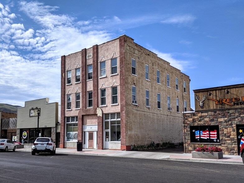 More Photos Of 177 Commercial St, Morgan Apartments For Sale