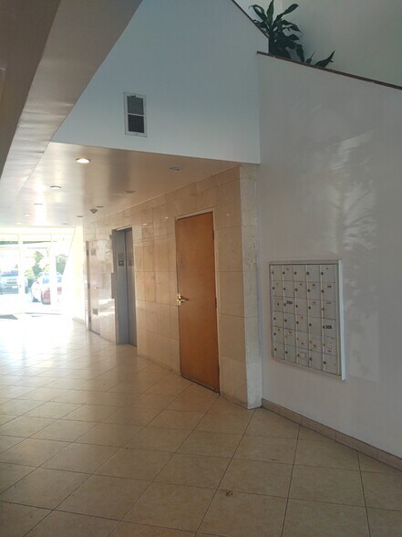 More Photos Of 14623 Hawthorne Blvd, Lawndale Medical For Sale