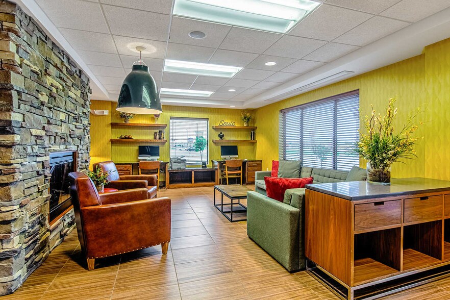 More Photos Of 3420 S Broadway, Minot Hotel For Sale