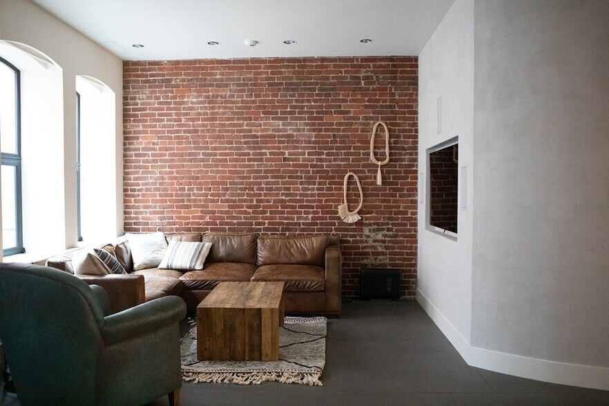 More Photos Of 263 Main St, Northampton Apartments For Sale