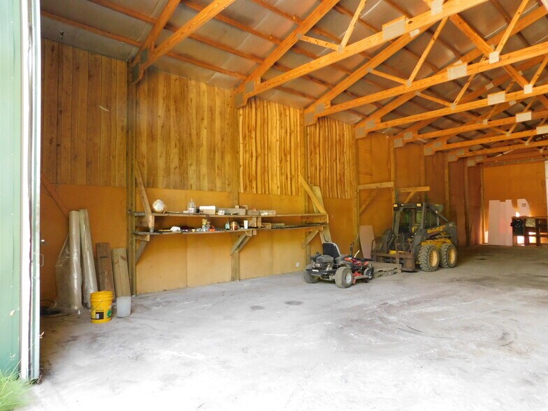 More Photos Of N5693 Leopolis Rd, Shawano Industrial For Sale