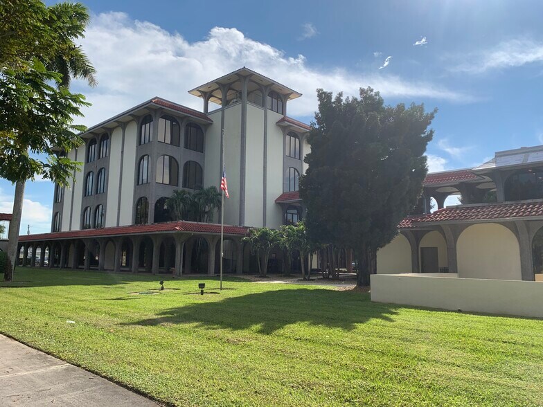 More Photos Of 15600 SW 288th St, Homestead Medical For Lease