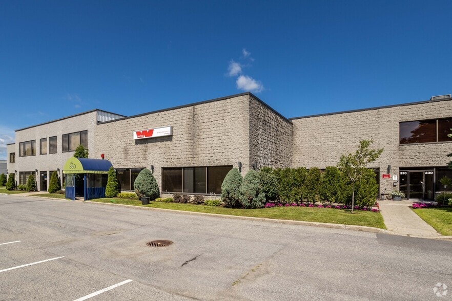 More Photos Of 330-364 Rue Joseph-Carrier, Vaudreuil-dorion Office For Lease
