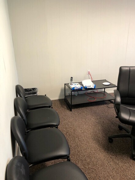 More Photos Of 2631 Merrick Rd, Bellmore Office For Lease