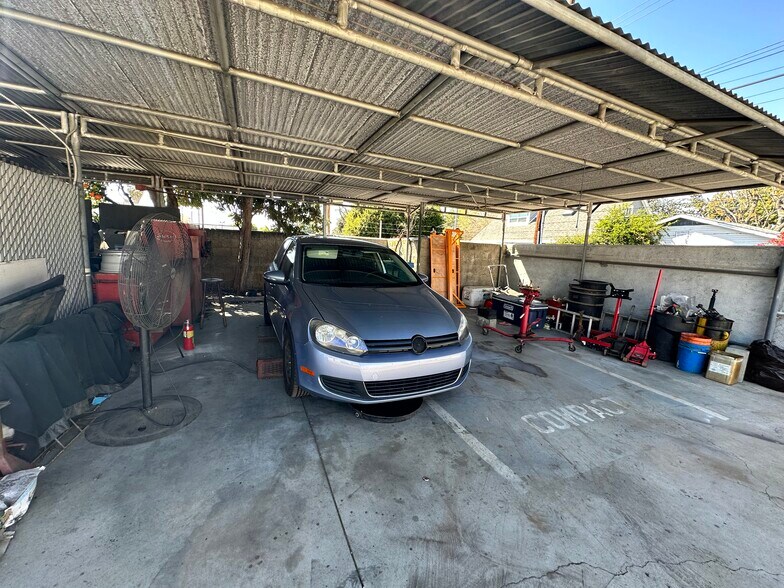 More Photos Of 705 W Commonwealth Ave, Fullerton Auto Repair For Lease