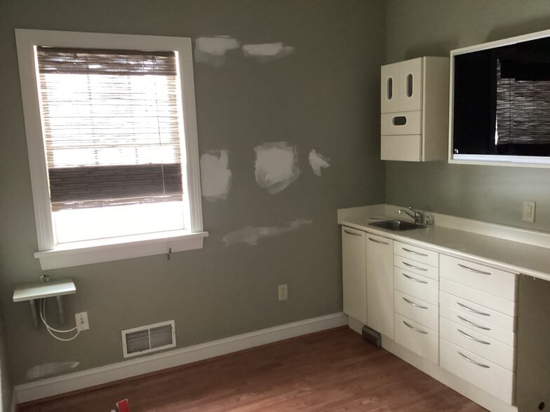 More Photos Of 271 Marsh Rd, Pittsford Office For Lease