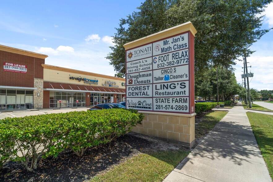 More Photos Of 8945 S Fry Rd, Katy Unknown For Lease