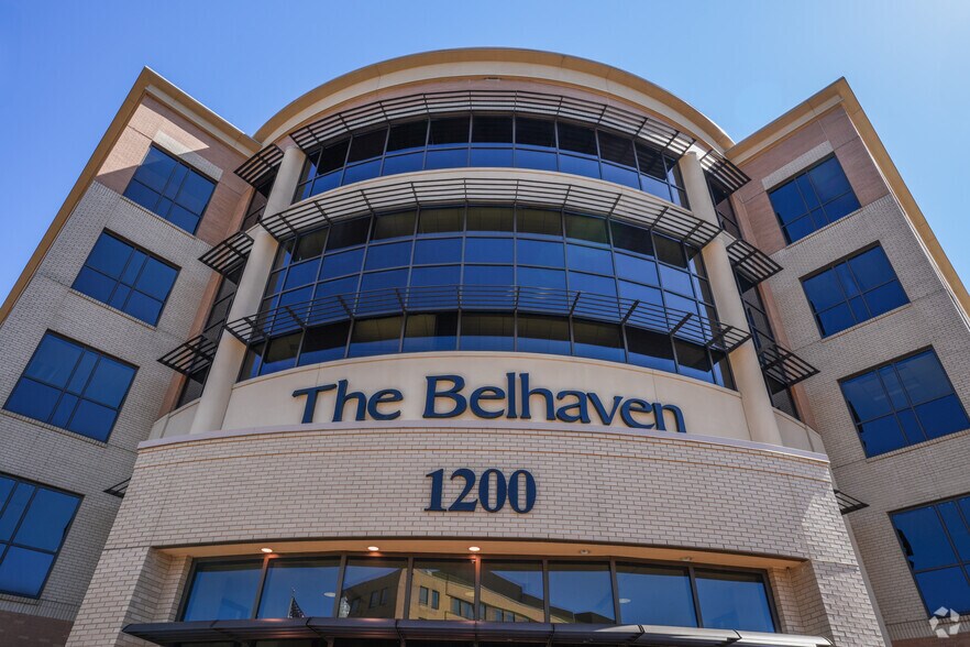 More Photos Of 1200 N State St, Jackson Medical For Lease