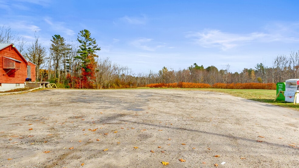 More Photos Of 130 Wardtown Rd, Freeport General Retail For Sale