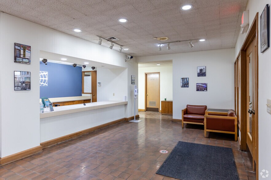 More Photos Of 120 E Clark St, Freeport Warehouse For Sale