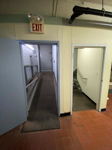 More Photos Of 247-253 Asylum St, Hartford Apartments For Lease