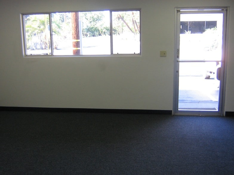 More Photos Of 1601 E Warner Ave, Santa Ana Industrial For Lease