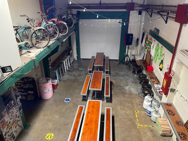 More Photos Of 4330 24th St, Sacramento Showroom For Sale