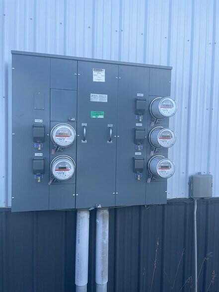 More Photos Of 77264 Gallatin Rd, Bozeman Warehouse For Lease