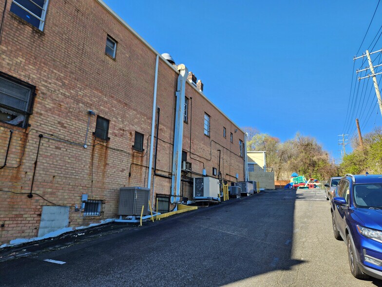 More Photos Of 202-212 Riggs Rd NE, Washington Flex For Lease