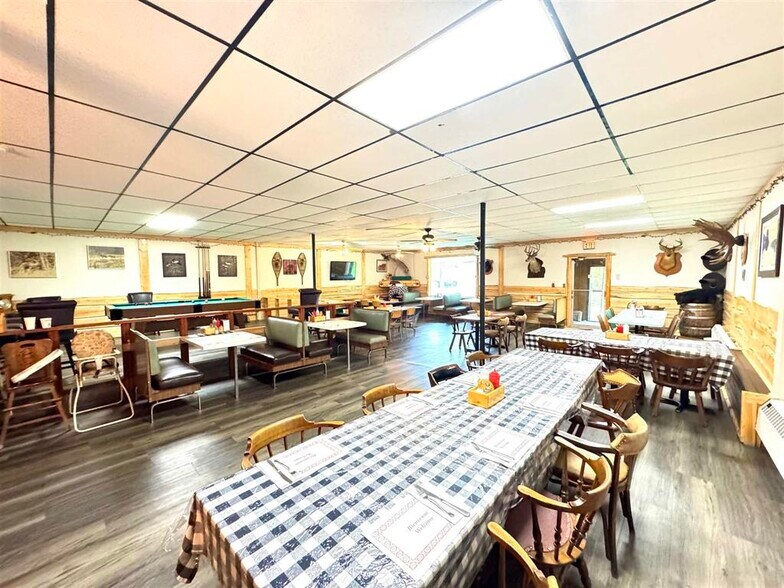 More Photos Of 109 Front St, Missanabie Hotel For Sale