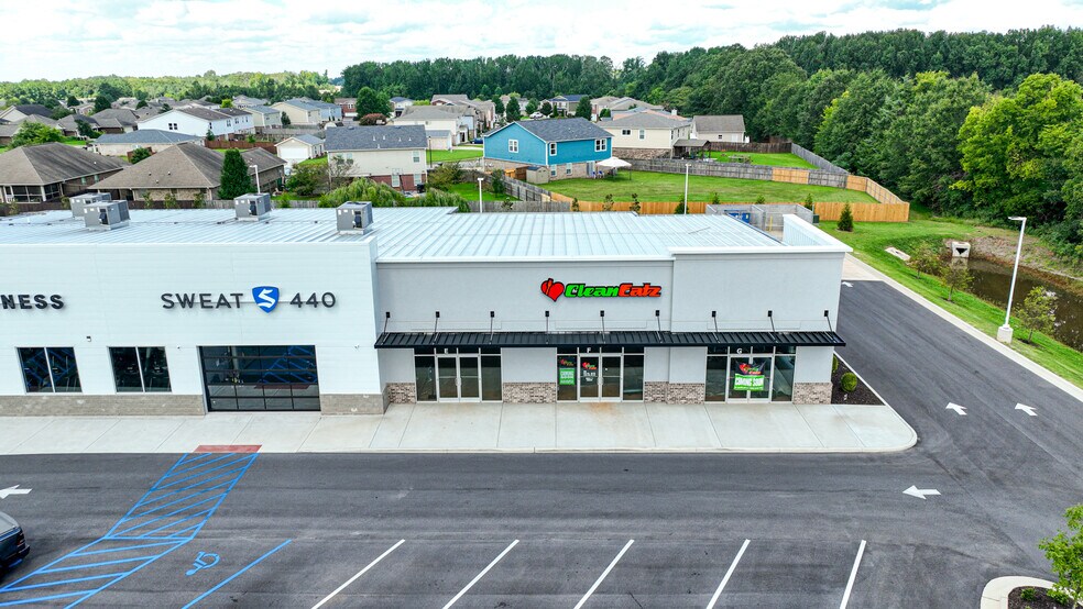 More Photos Of 10878 County Line Rd, Madison General Retail For Lease