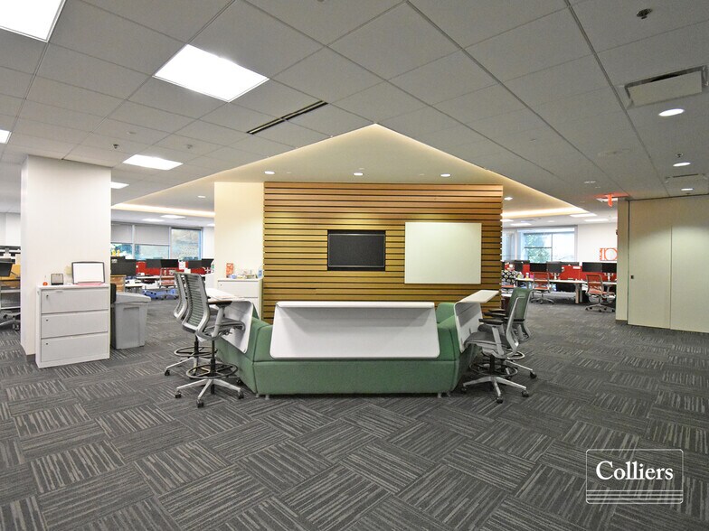 More Photos Of 5555 Winghaven Blvd, O'Fallon Office For Lease