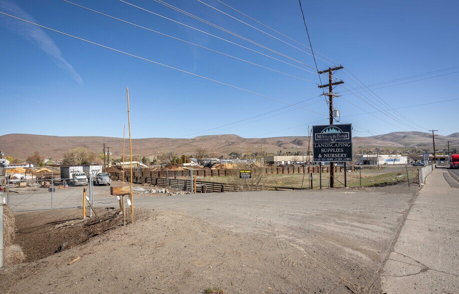 More Photos Of 2105 Terrace Heights Dr, Yakima Land For Sale