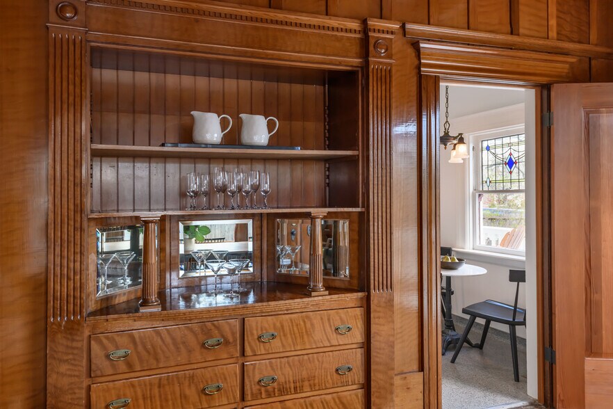 More Photos Of 8 Keller St, Petaluma Office Residential For Sale