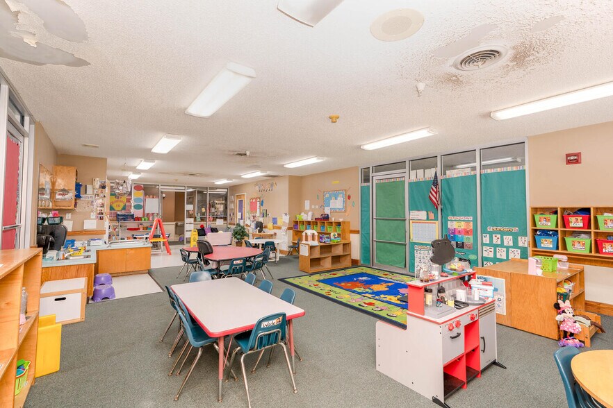 More Photos Of 2081 Mesa Valley Way, Austell Specialty For Sale