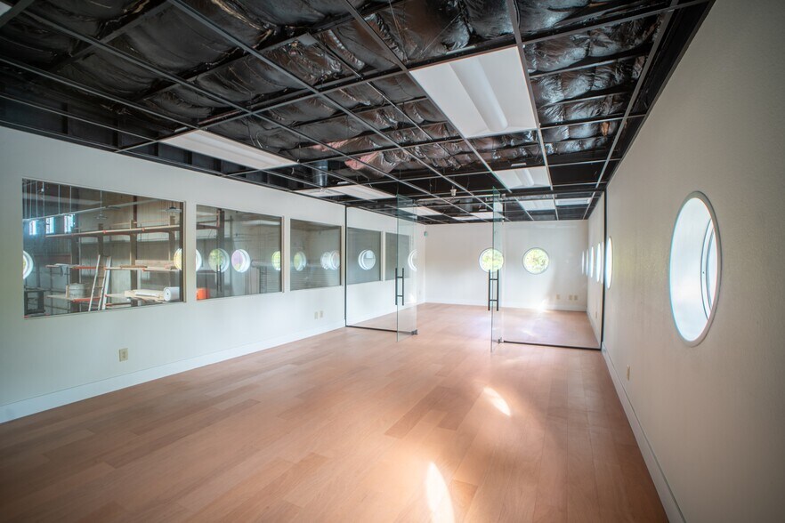 More Photos Of 1113 Del Paso Blvd, Sacramento Warehouse For Sale