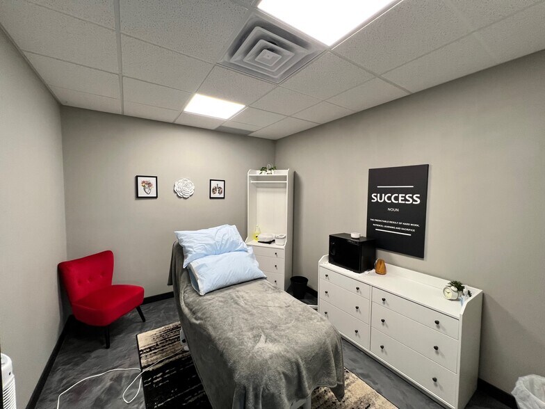 More Photos Of 2910 McKelvey Rd, Pittsburgh Health Club For Lease