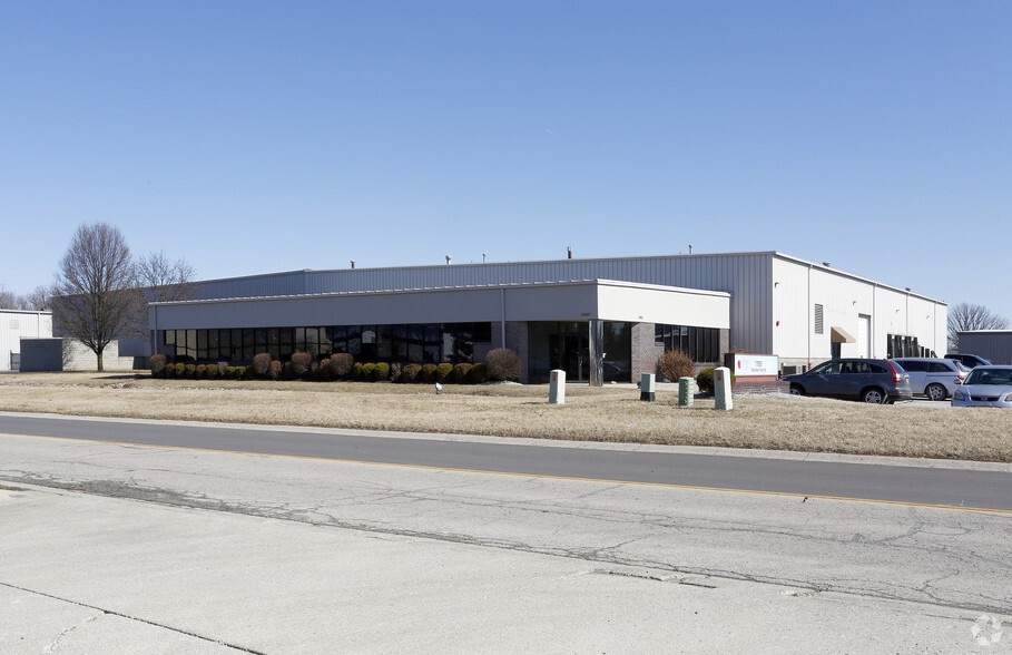 Primary Photo Of 17005 Westfield Park Rd, Westfield Warehouse For Lease
